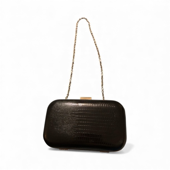 Style & Co. Handbags - 🌹𝐍𝐄𝐖-𝐒𝐓𝐘𝐋𝐄 & 𝐂𝐎 𝐁𝐋𝐀𝐂𝐊 𝐒𝐈𝐋𝐕𝐄𝐑 𝐂𝐋𝐔𝐓𝐂𝐇 𝐖𝐈𝐓𝐇 𝐂𝐇𝐀𝐈𝐍